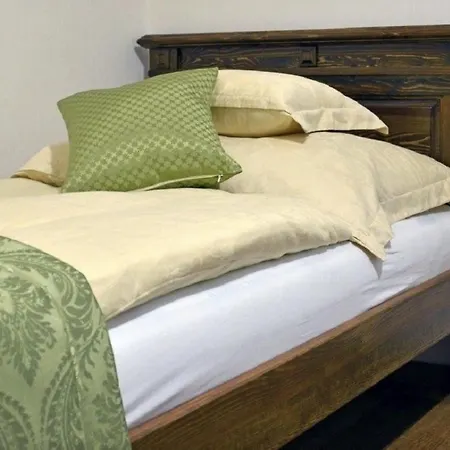 Vincze Vendeghaz Konukevi