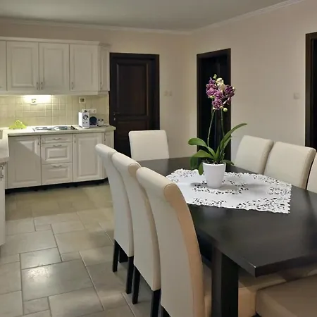 Vincze Vendeghaz Konukevi Kiskunhalas