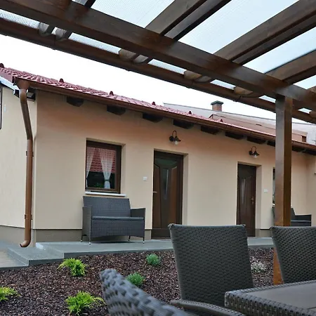 Vincze Vendeghaz Guest house Kiskunhalas